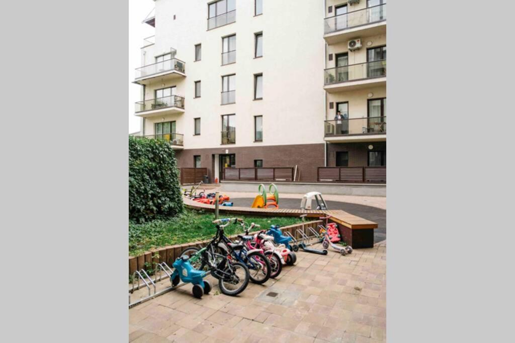 Vivando - Beautiful Studio B + Parking Bucureşti Ngoại thất bức ảnh