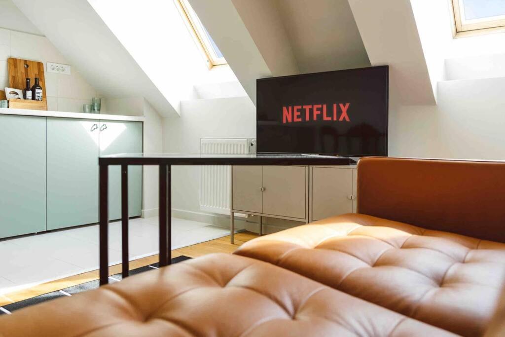 Vivando - Beautiful Studio B + Parking Bucureşti Ngoại thất bức ảnh